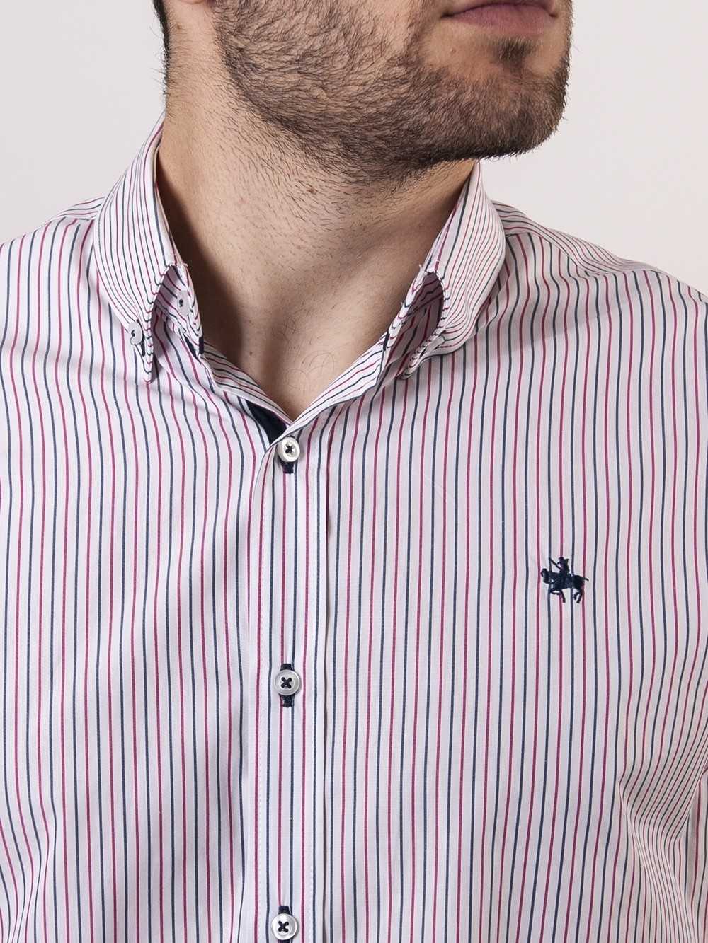 CAMISA SEMIENTALLADA RAYAS ROJAS Y MARINO