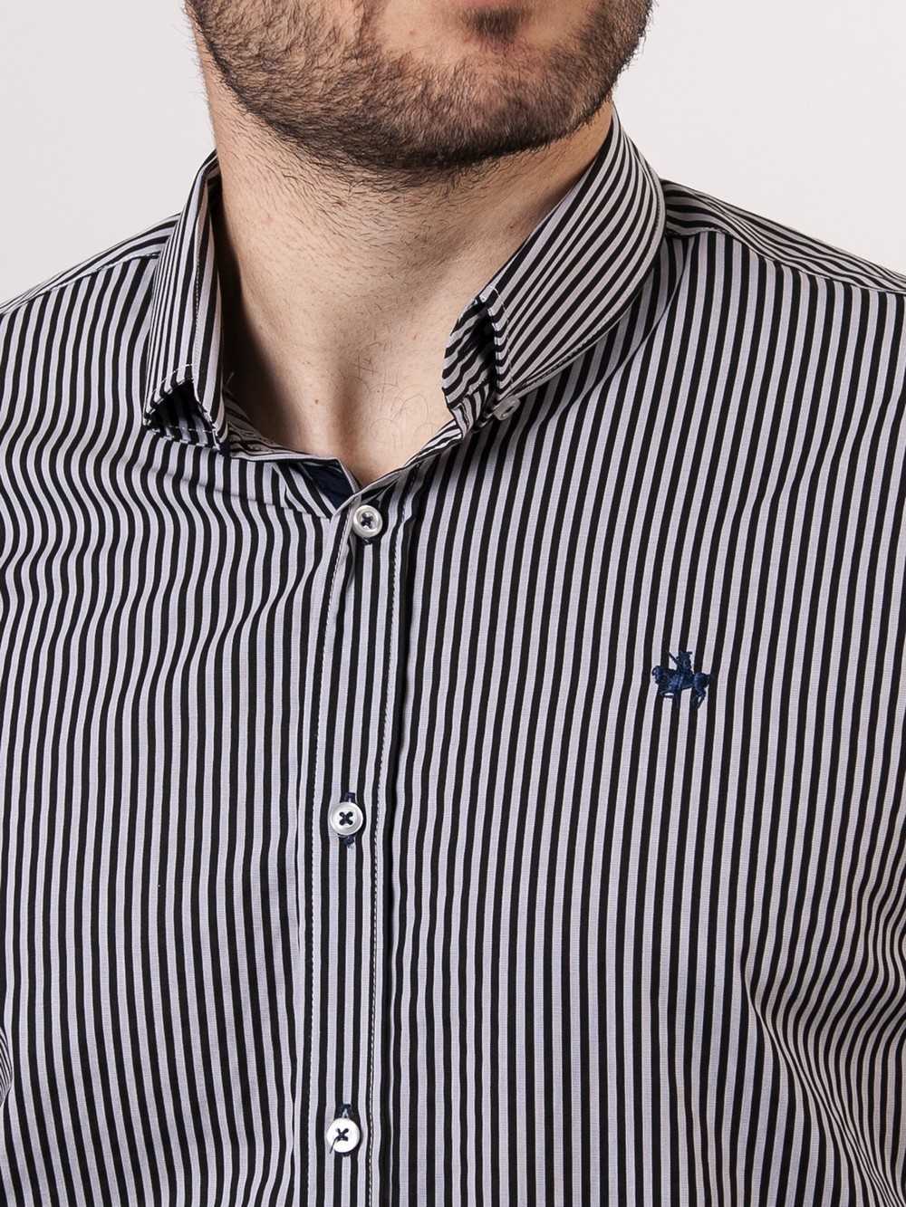 CAMISA SEMIENTALLADA RAYAS NEGRO Y GRIS