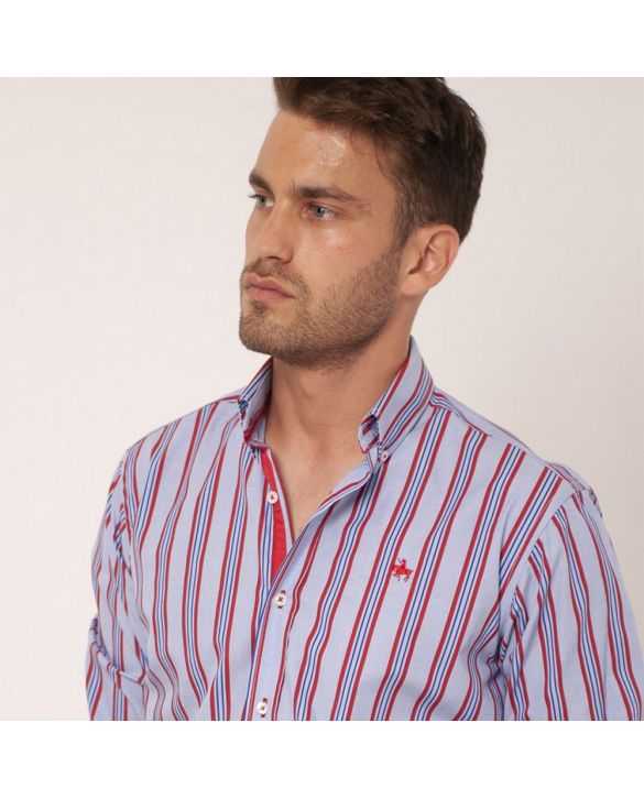 CAMISA SEMIENTALLADA CELESTE RAYAS ROJAS Y AZULES