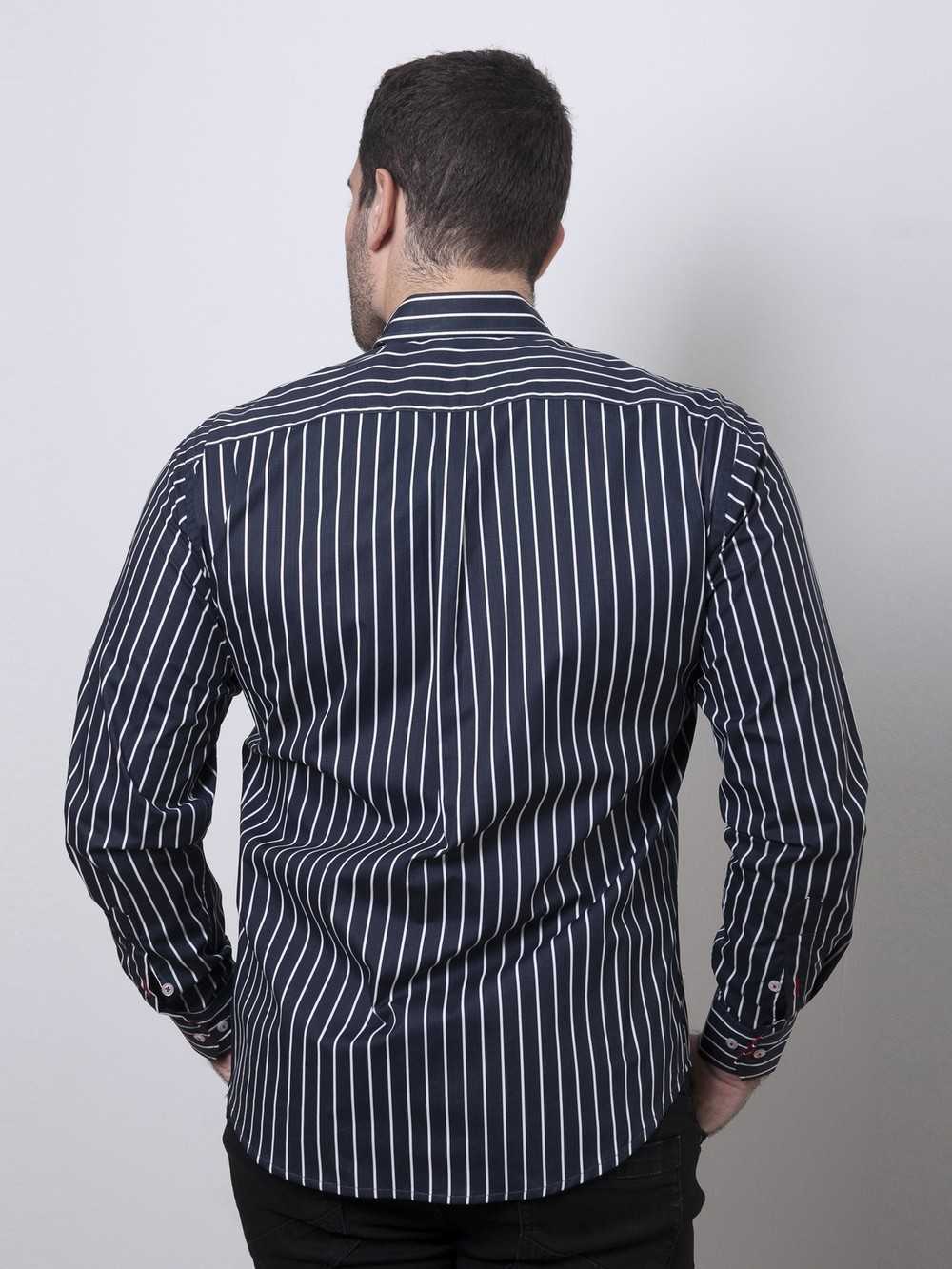 CAMISA SEMIENTALLADA MARINO RAYAS BLANCAS