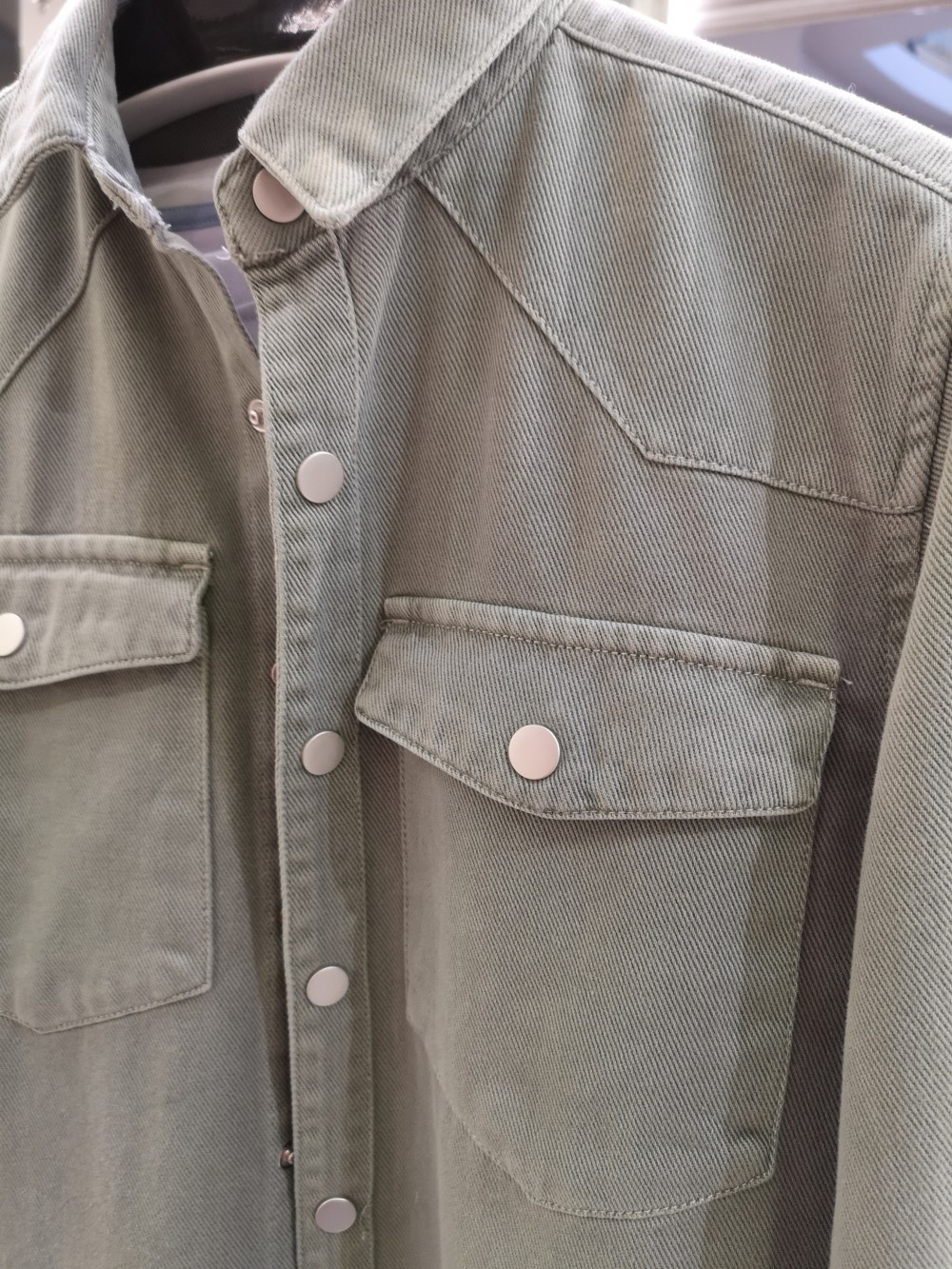 SOBRECAMISA VERDE CLARO LJB